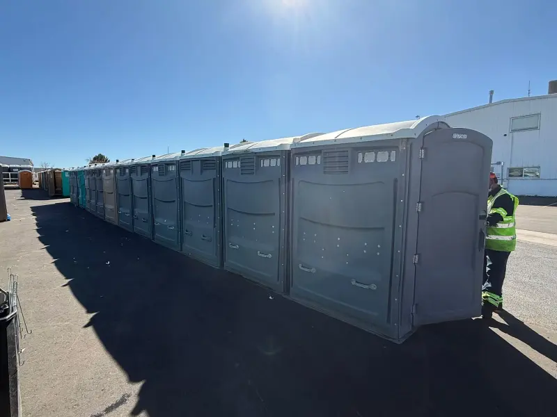 Porta Potty Rental Carytown, Richmond, VA 1 How do porta potty rentals work in Carytown?